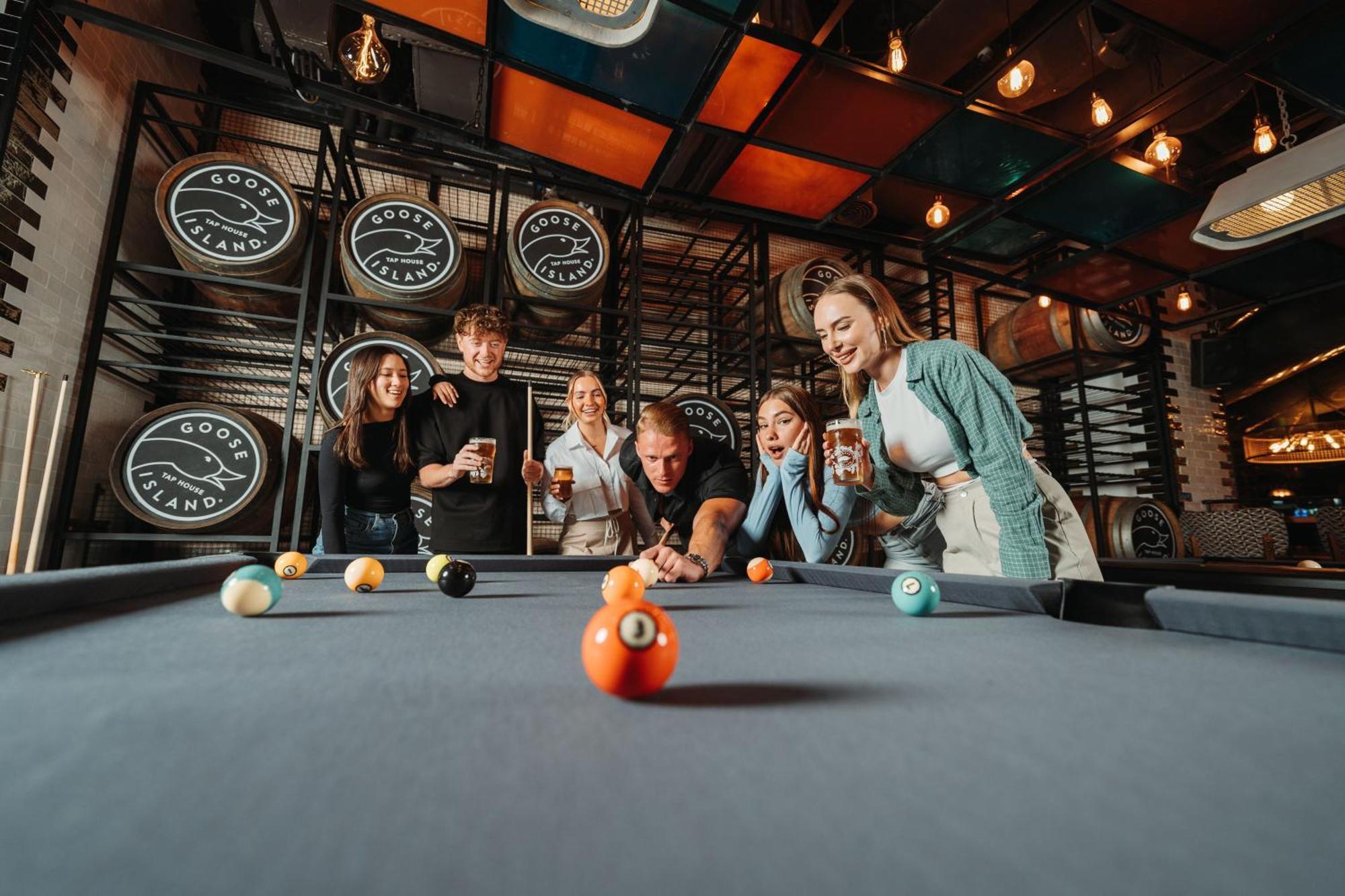 Five Luxe Otel Dubai Dış mekan fotoğraf Pool players