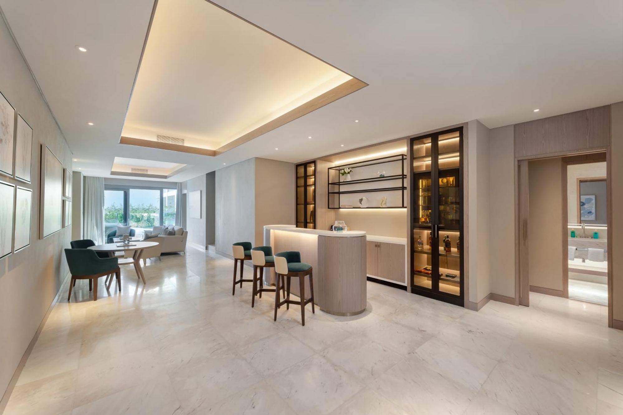 Five Luxe Otel Dubai Dış mekan fotoğraf The interior of a typical apartment